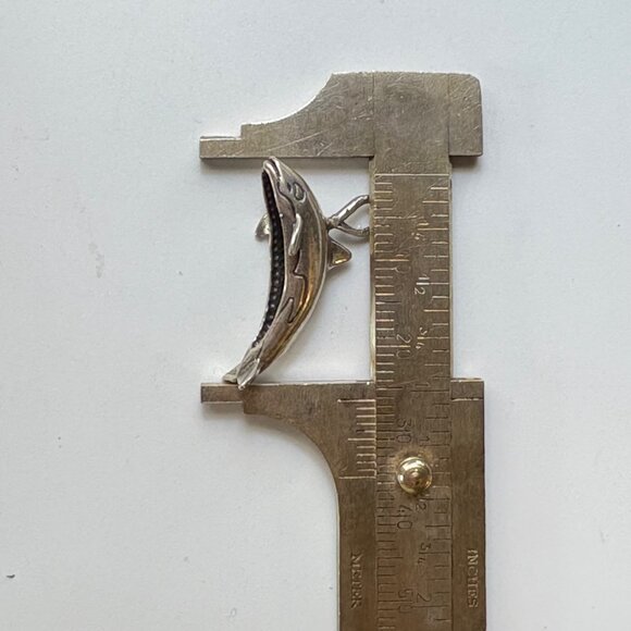 VTG Sterling Silver 925 Three Dimensional Dolphin Pendant Size 26mm Length - Picture 9 of 11